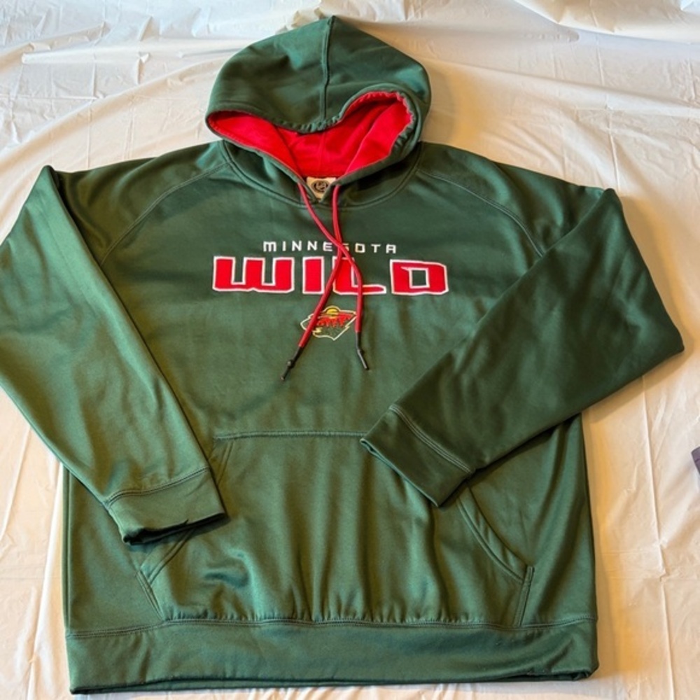 Minnesota Wild Men's Green Pullover Hoodie